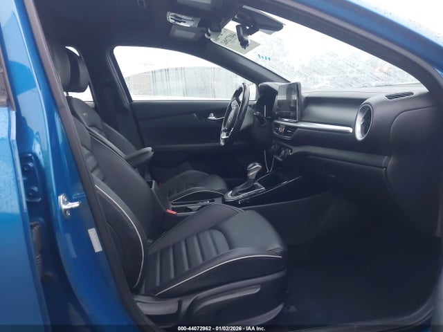3KPF54AD1RE737040 KIA Forte Gt-line