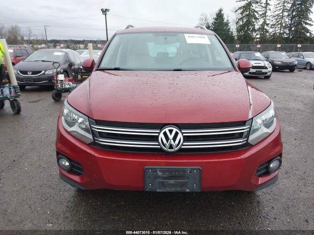 WVGBV3AX8EW068702 Volkswagen Tiguan Sel