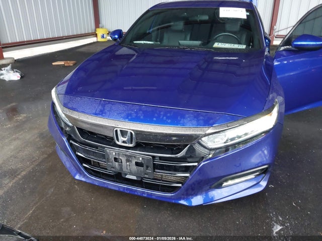 1HGCV1F31JA223831 Honda Accord Sport