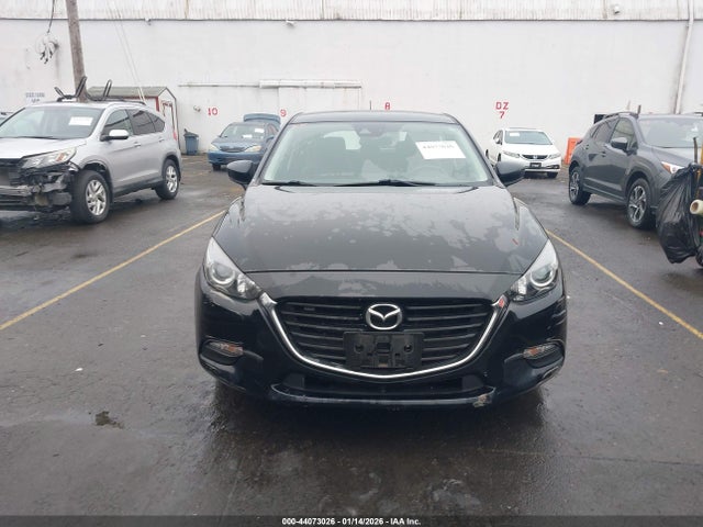 3MZBN1L32JM257727 Mazda Mazda3 Touring