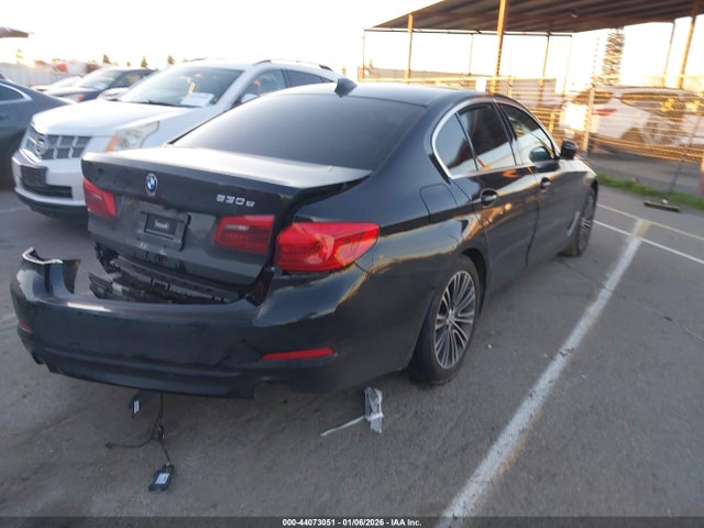 WBAJA9C01LCE53807 BMW 530e Iperformance