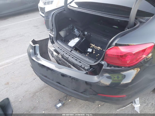 WBAJA9C01LCE53807 BMW 530e Iperformance