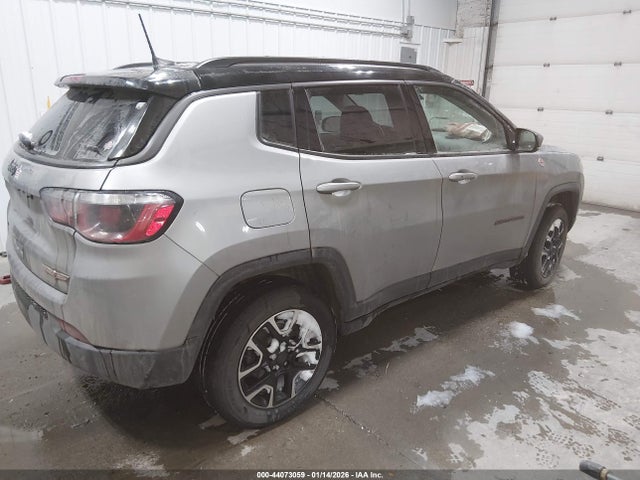 Jeep Compass Trailhawk 4x4 2019 3C4NJDDB1KT790517 Image 4