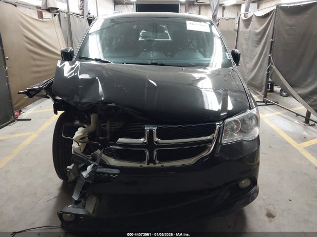 2C4RDGCG9KR747800 Dodge Grand Caravan Sxt