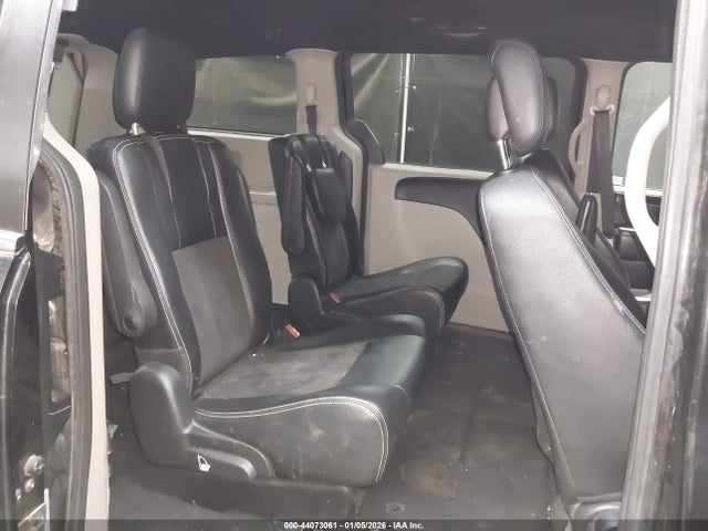 2C4RDGCG9KR747800 Dodge Grand Caravan Sxt