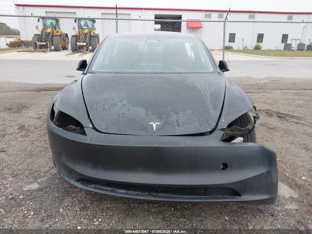 2025 Tesla Model 3 Long Range Rear-wheel Drive მანქანა იყიდება აუქციონზე, vin: 5YJ3E1EA0SF883396, აუქციონის ნომერი: 44073067