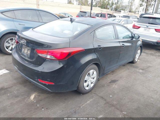 2016 HYUNDAI ELANTRA 5NPDH4AE5GH747246 Photo 3