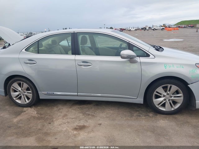 Продажа на аукционе авто 2010 Lexus Hs 250h, vin: JTHBB1BA0A2035561, номер лота: 44073109