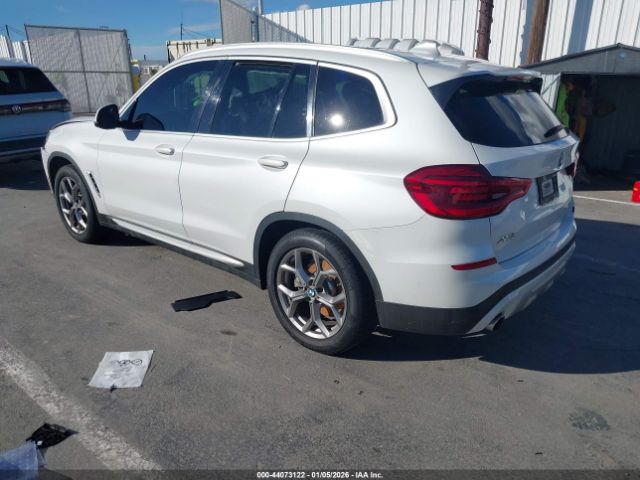 2020 BMW X3 5UXTY3C0XL9D68383 Photo 2