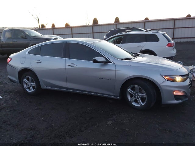 1G1ZC5ST8LF107861 Chevrolet Malibu Fwd 1fl