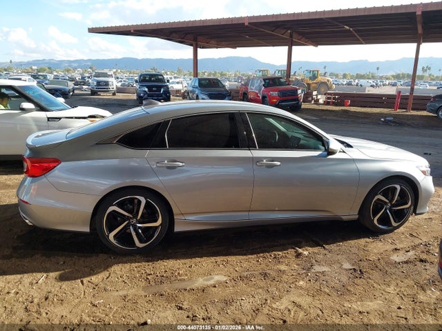 1HGCV1F3XJA266886 Honda Accord Sport