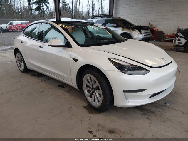 2022 TESLA MODEL 3 5YJ3E1EB0NF255318 Photo 0
