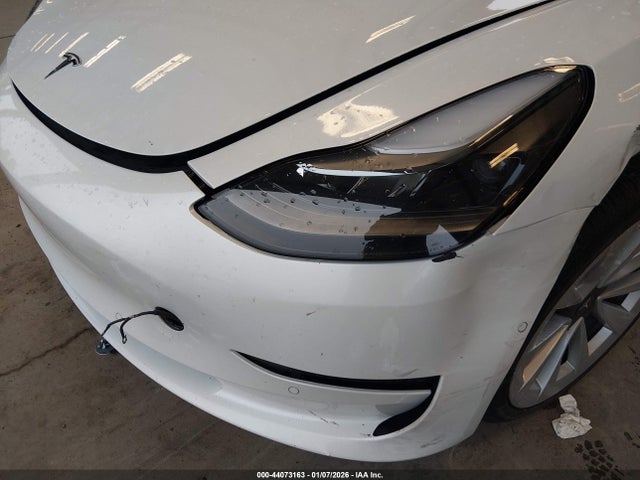 2022 TESLA MODEL 3 5YJ3E1EB0NF255318 Photo 5