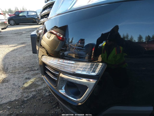1GNKVJKD2HJ265967 Chevrolet Traverse Premier