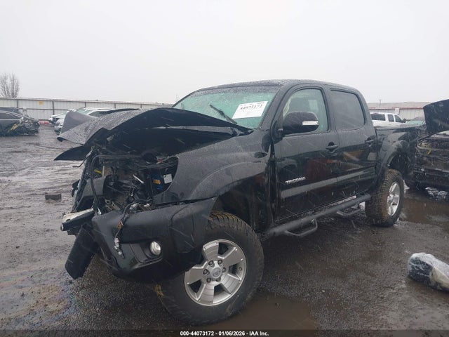 Toyota Tacoma Base V6 2015 5TFLU4ENXFX145088 Image 2