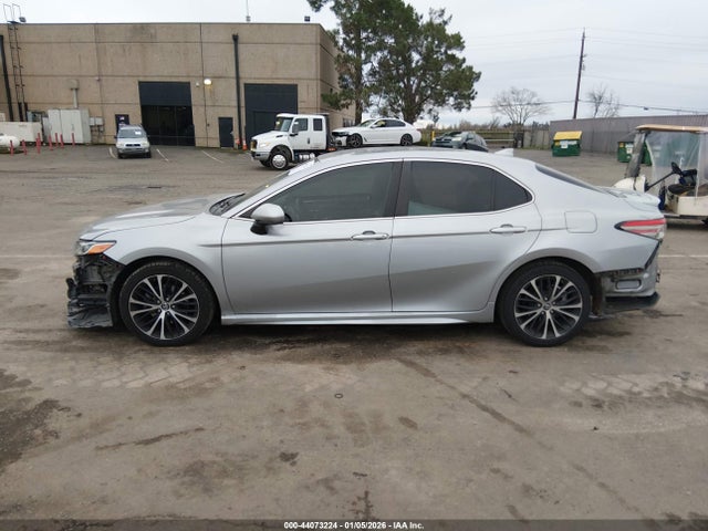 4T1B11HK8KU294482 Toyota CAMRY SE