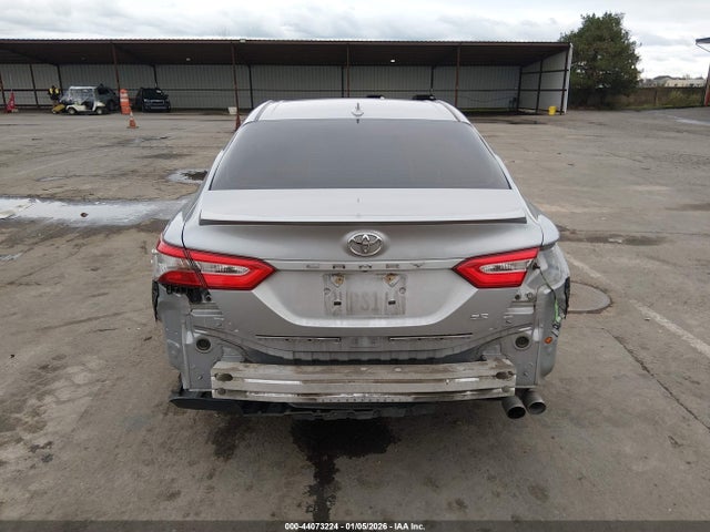 4T1B11HK8KU294482 Toyota CAMRY SE