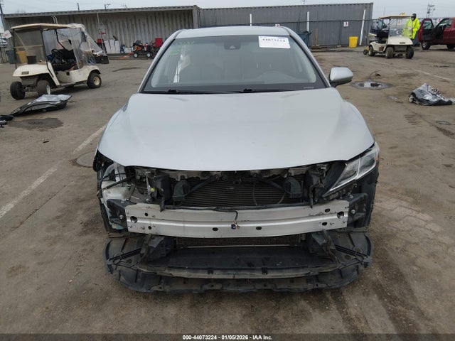 4T1B11HK8KU294482 Toyota CAMRY SE