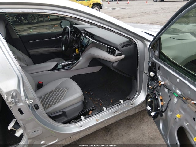 4T1B11HK8KU294482 Toyota CAMRY SE