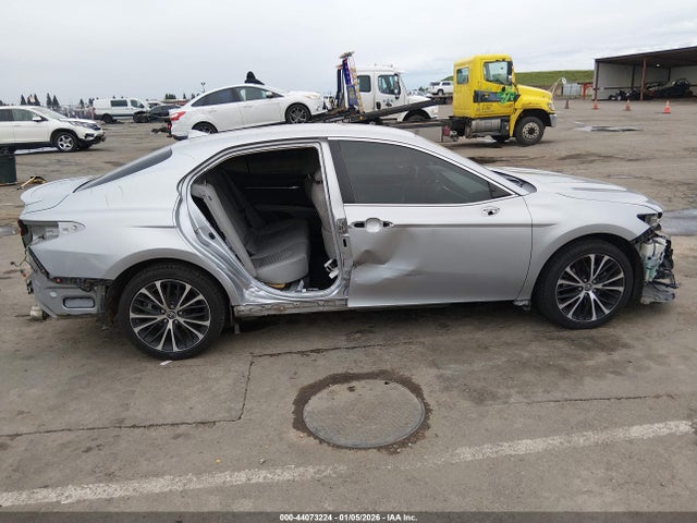 4T1B11HK8KU294482 Toyota CAMRY SE
