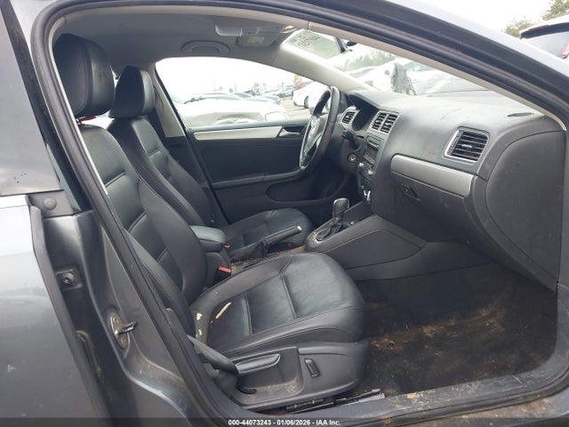 3VWD17AJ4EM285303 Volkswagen Jetta 1.8t Se