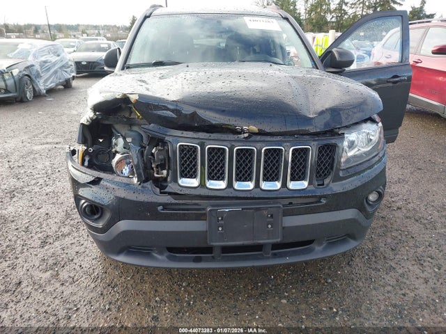 1C4NJDBB6ED586258 Jeep Compass Sport