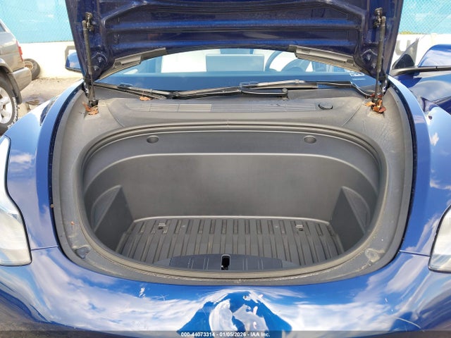 2023 TESLA MODEL 3 5YJ3E1EA5PF649181 Photo 9