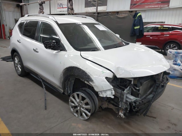 JN8AT2MT4LW042382 Nissan Rogue Sv Fwd