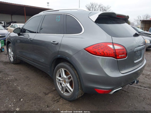 2014 PORSCHE CAYENNE WP1AA2A25ELA93941 Photo 2