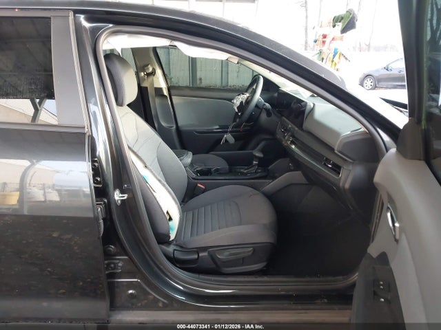44073341 :رقم المزاد ، 3KPFU4DE7SE027198 vin ، 2025 Kia K4 Ex مزاد بيع