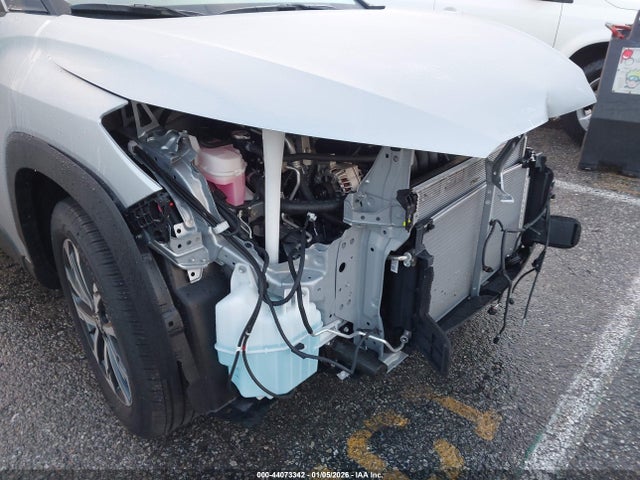 7MUEAABG1SV144472 Toyota Corolla Cross Xle