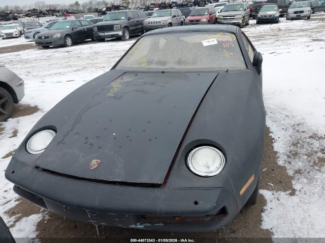 44073343 :رقم المزاد ، WP00A0926ES821326 vin ، 1984 Porsche 928 مزاد بيع