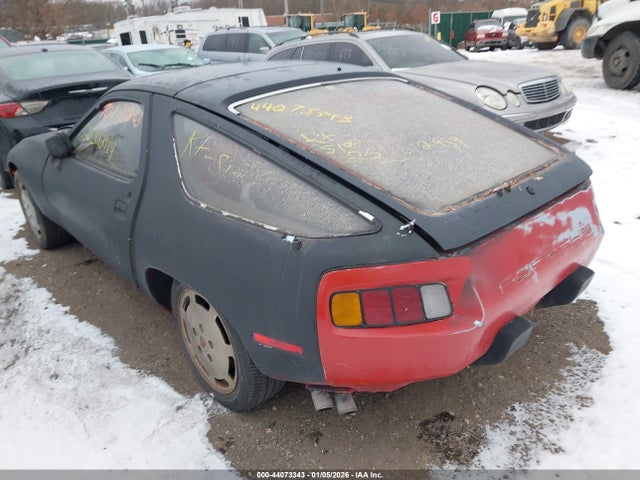 1984 PORSCHE 928 WP00A0926ES821326 Photo 2
