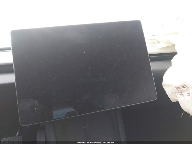 2025 TESLA MODEL 3 5YJ3E1EBXSF928529 Photo 6