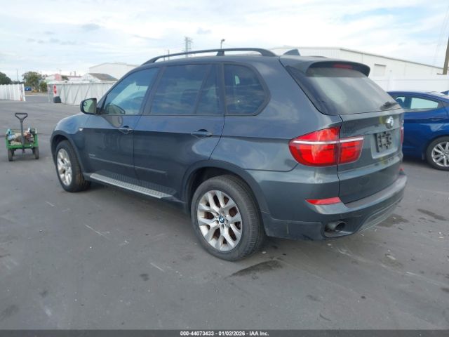 2013 BMW X5 5UXZV4C5XD0B03313 Photo 2