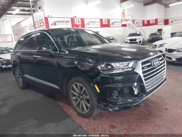 2017 AUDI Q7 WA1LAAF71HD049128 Photo 0