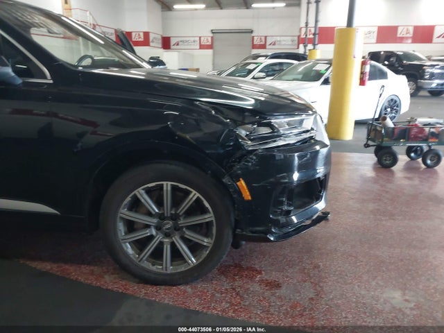 2017 AUDI Q7 WA1LAAF71HD049128 Photo 5