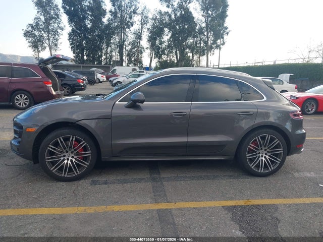 Porsche Macan Turbo 2015 WP1AF2A58FLB48525 Image 14