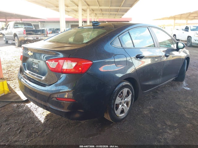 44073586 :رقم المزاد ، 1G1BC5SM8G7235821 vin ، 2016 Chevrolet Cruze Ls Auto مزاد بيع