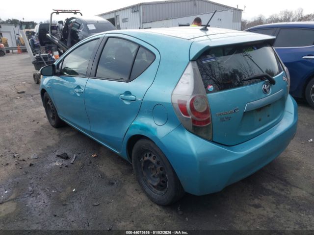 2012 TOYOTA PRIUS C JTDKDTB3XC1021331 Photo 2