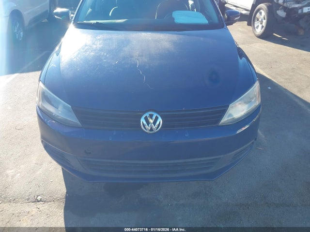 44073716 :رقم المزاد ، 3VWDX7AJ6BM010963 vin ، 2011 Volkswagen Jetta 2.5l Se مزاد بيع