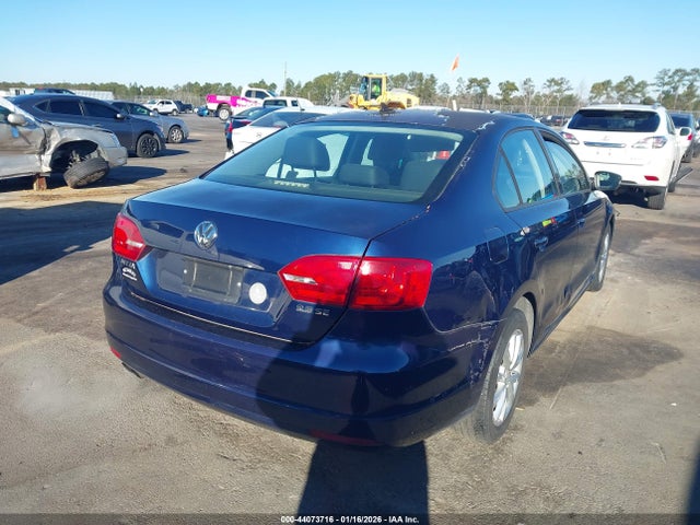 44073716 :رقم المزاد ، 3VWDX7AJ6BM010963 vin ، 2011 Volkswagen Jetta 2.5l Se مزاد بيع