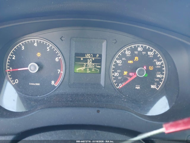 44073716 :رقم المزاد ، 3VWDX7AJ6BM010963 vin ، 2011 Volkswagen Jetta 2.5l Se مزاد بيع