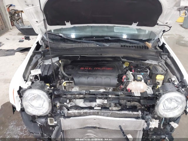 ZACCJBBB6JPG74525 Jeep Renegade Latitude 4x4