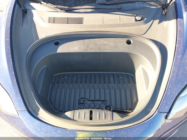 Продажа на аукционе авто 2021 Tesla Model 3 Performance Dual Motor All-wheel Drive, vin: 5YJ3E1EC5MF975589, номер лота: 44073725