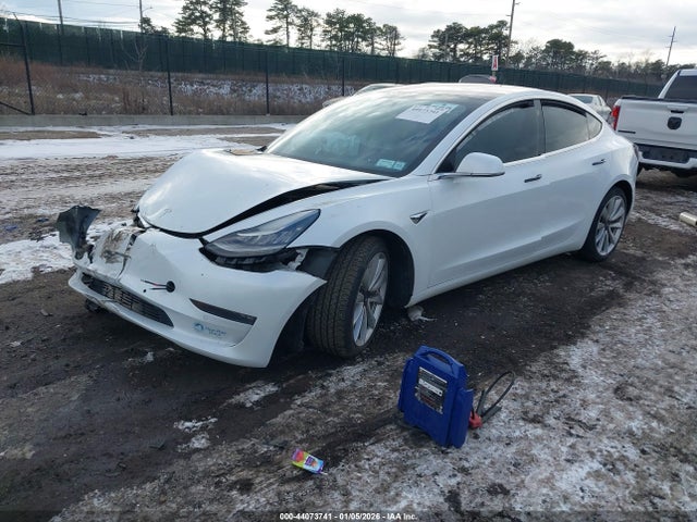 2018 TESLA MODEL 3 5YJ3E1EB5JF066786 Photo 1