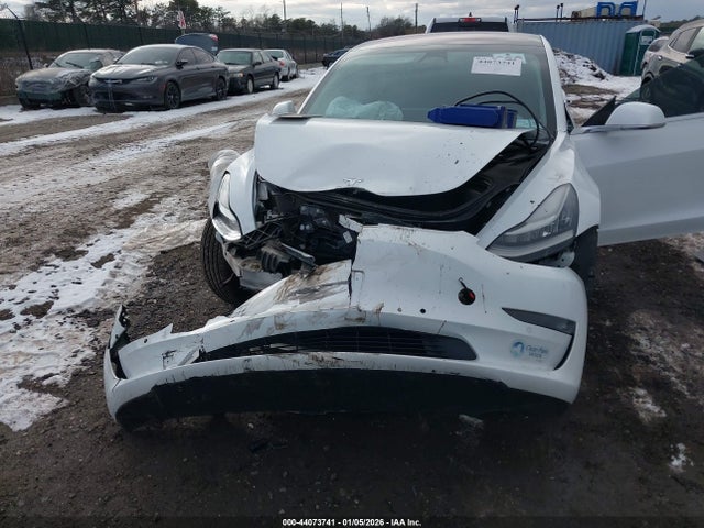 2018 TESLA MODEL 3 5YJ3E1EB5JF066786 Photo 5