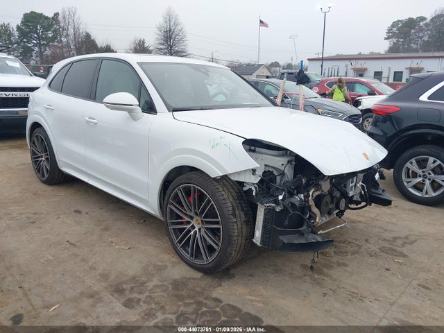 2022 PORSCHE CAYENNE WP1AG2AY4NDA38684 Photo 0