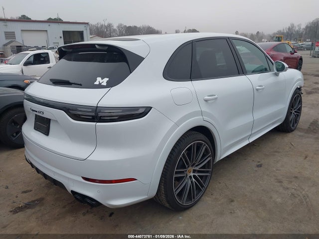 2022 PORSCHE CAYENNE WP1AG2AY4NDA38684 Photo 3