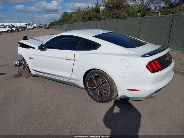 Ford Mustang Gt Premium 2017 1FA6P8CF8H5346466 Image 3